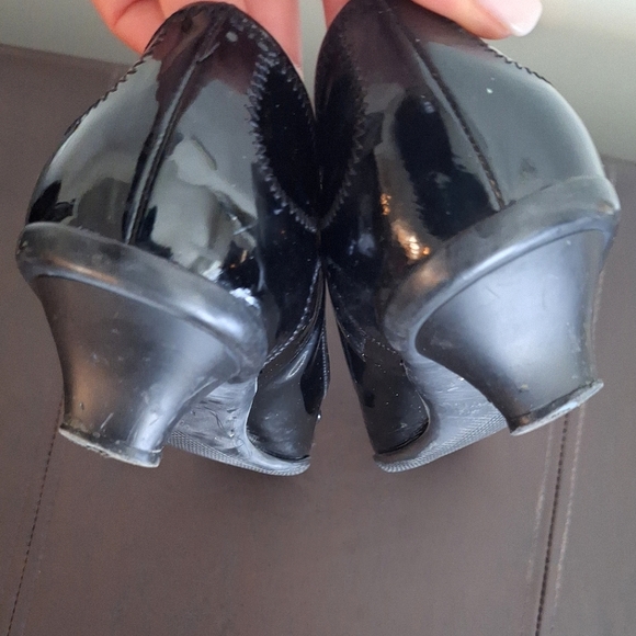 Prada Patent Leather Heels - Picture 9 of 13